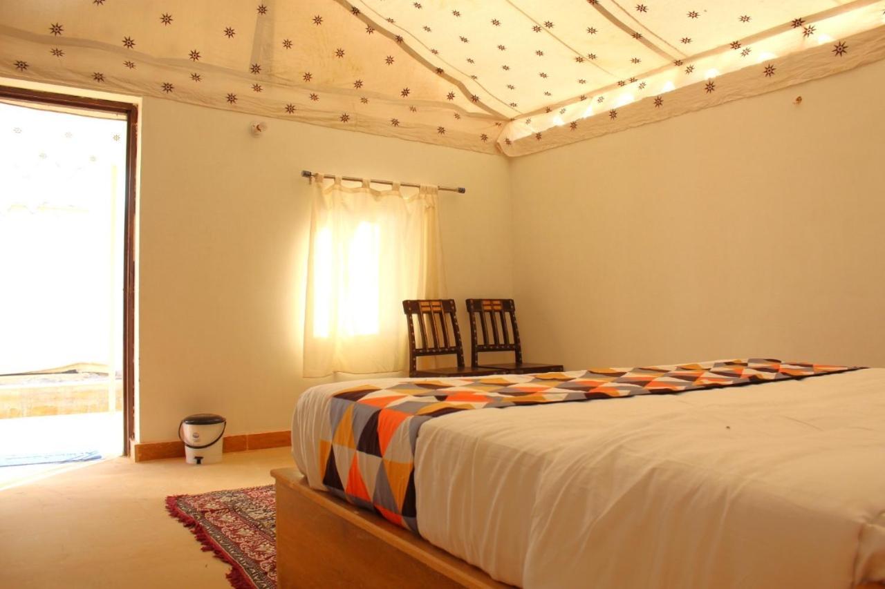 Best Desert Camp In Jaisalmer Red Velvet Екстериор снимка