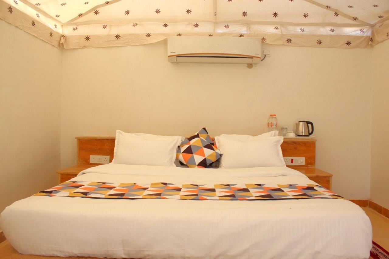 Best Desert Camp In Jaisalmer Red Velvet Екстериор снимка