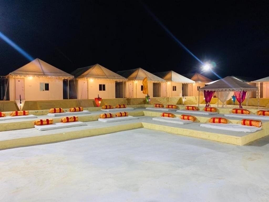 Best Desert Camp In Jaisalmer Red Velvet Екстериор снимка